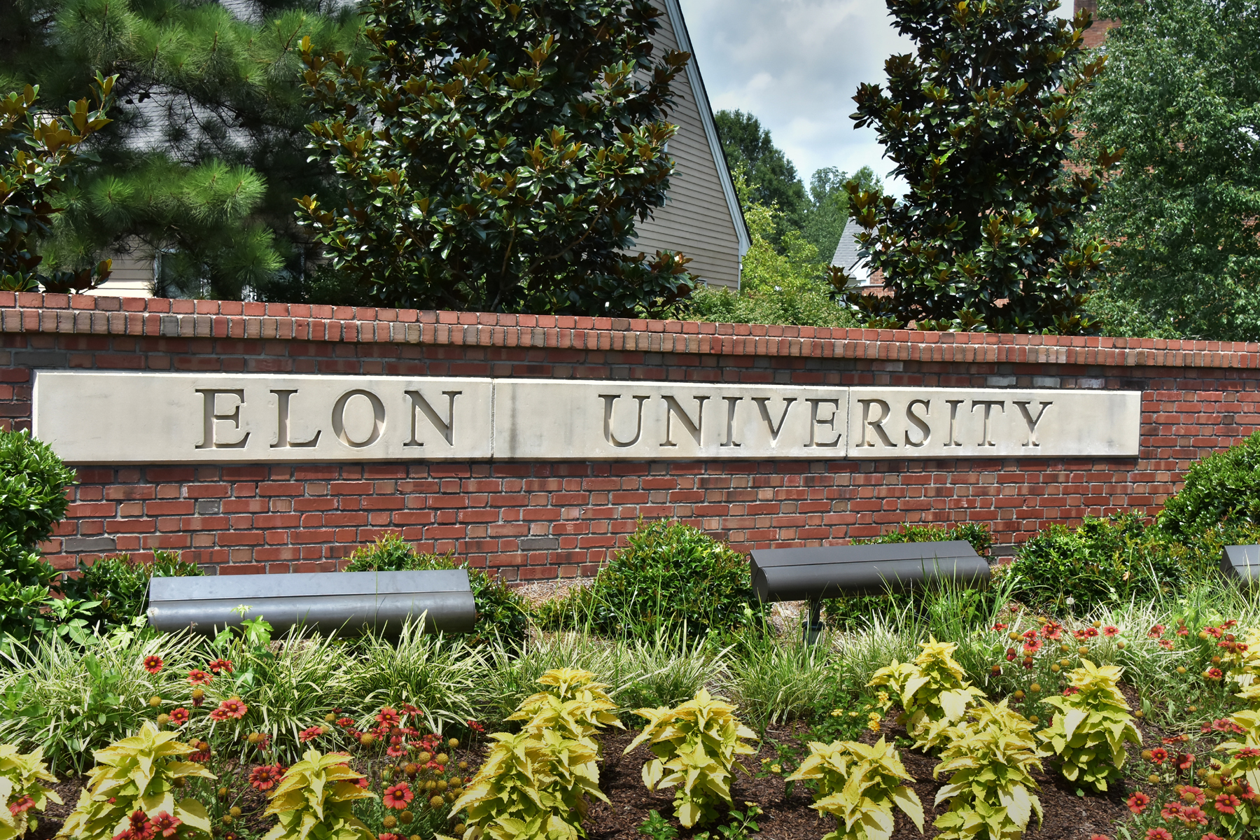 Elon University Monument Sign
